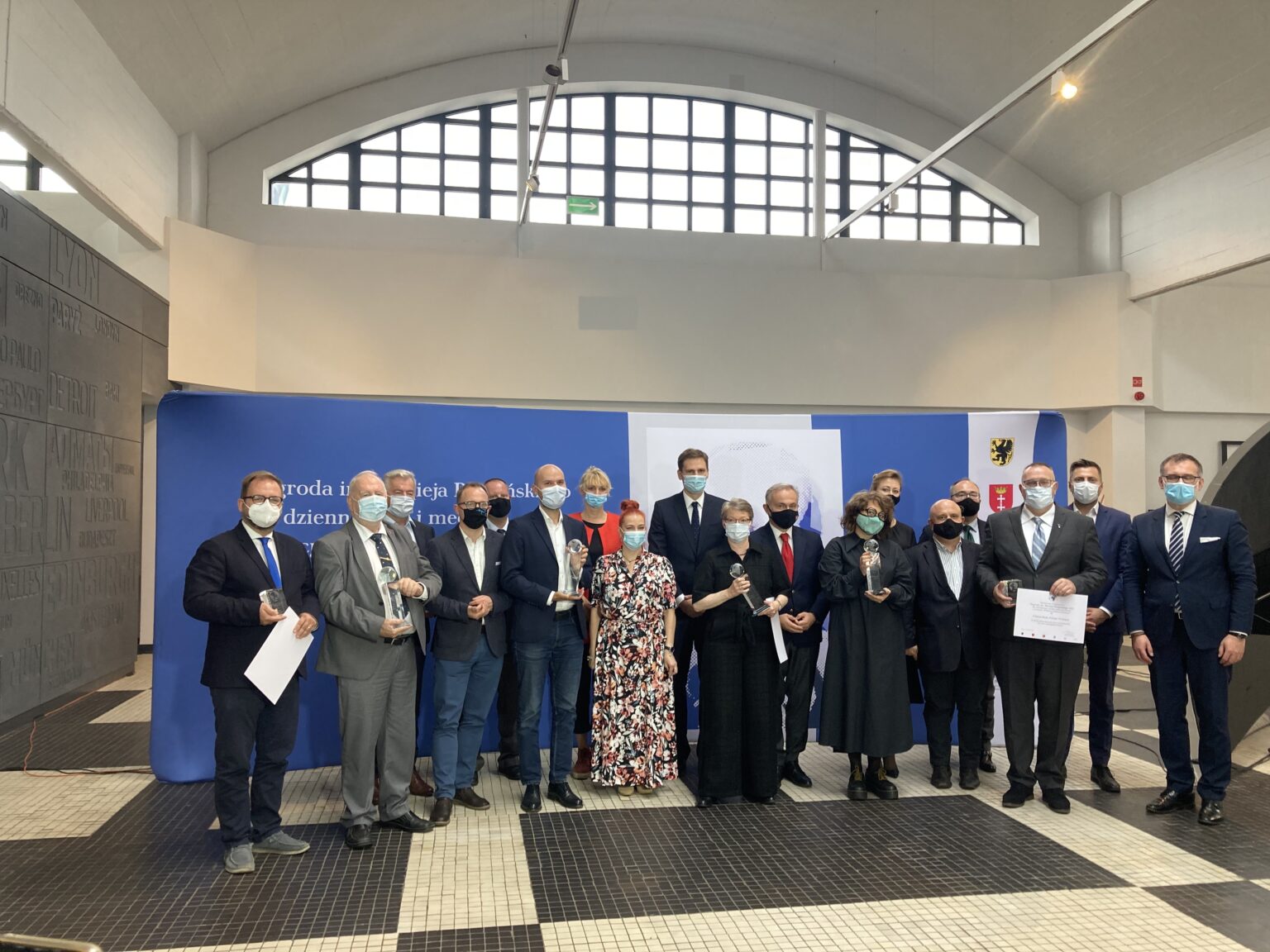 Read more about the article Po raz dziesiąty wręczono Nagrodę im. Macieja Płażyńskiego